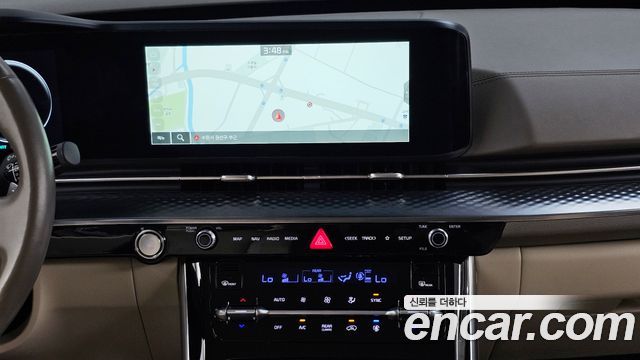 Kia Canival 2023 — photo 19