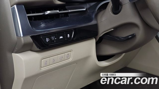 Kia Canival 2023 — photo 21