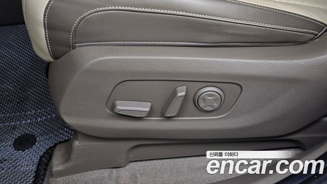 Kia Canival 2023 — photo 22