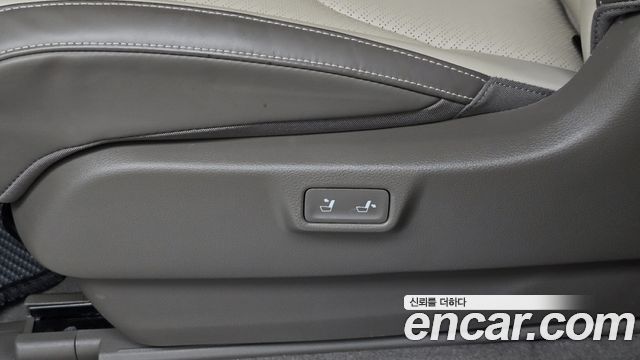 Kia Canival 2023 — photo 31