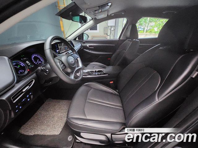 Hyundai Sonata 2022 — photo 8