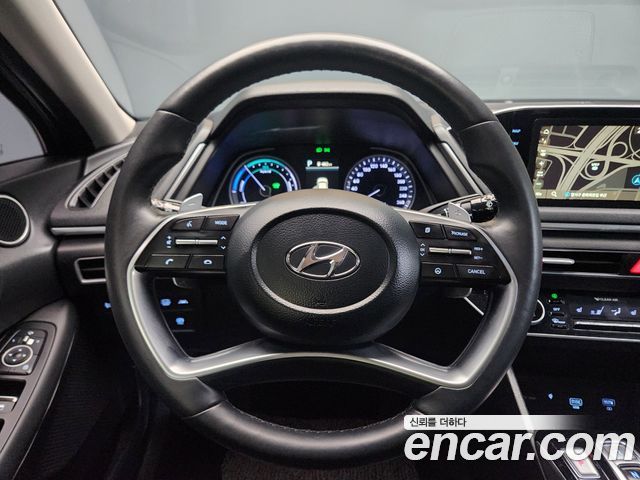 Hyundai Sonata 2022 — photo 12
