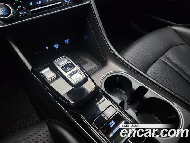 Hyundai Sonata 2022 — photo 14
