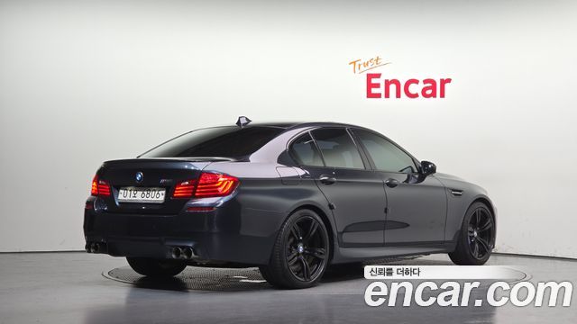 BMW M5 2016 — photo 2