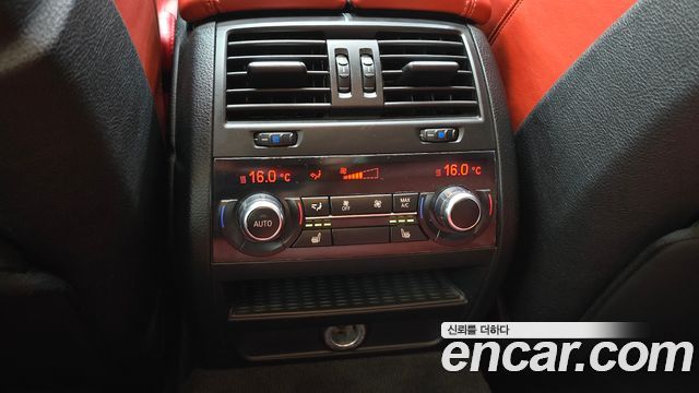 BMW M5 2016 — photo 17