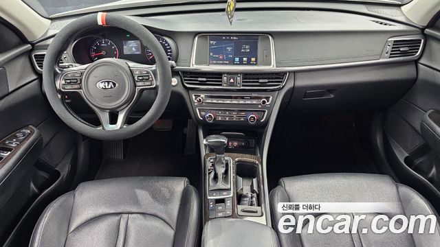 Kia K5 2016 — photo 10