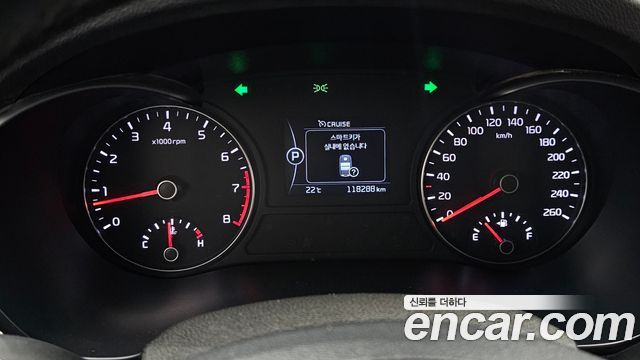 Kia K5 2016 — photo 11