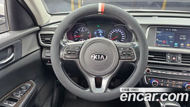Kia K5 2016 — photo 19