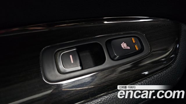 Kia K5 2016 — photo 24