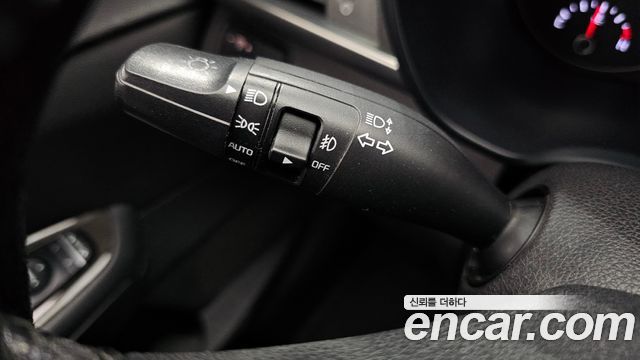 Kia K5 2016 — photo 32
