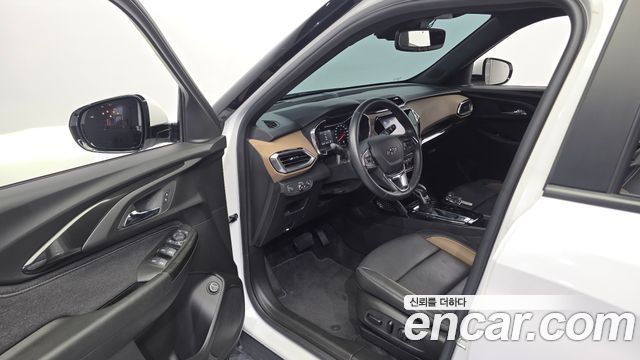ChevroletGMDaewoo Trailblazer 2023 — photo 13