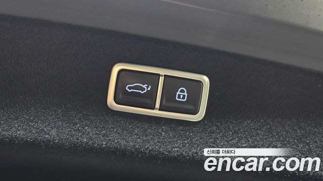 Genesis G80 2023 — photo 29