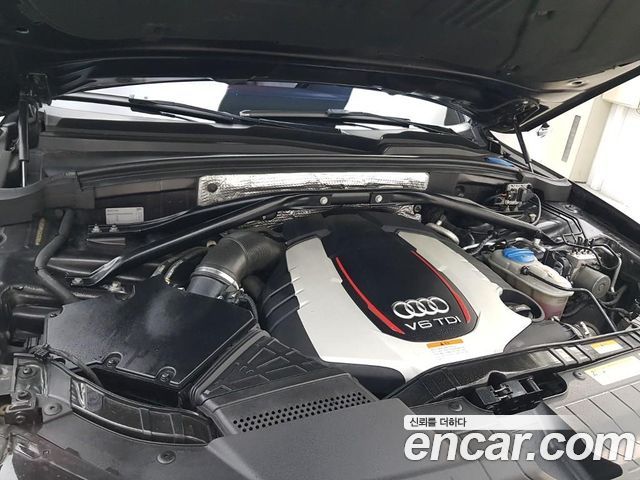 Audi SQ5 2016 — photo 6