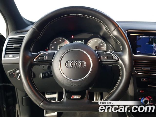 Audi SQ5 2016 — photo 9