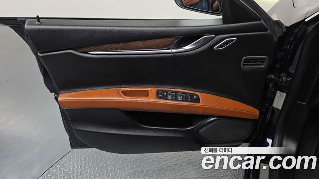 Maserati Ghibli 2018 — photo 14