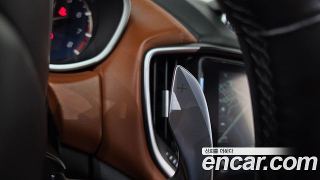 Maserati Ghibli 2018 — photo 28