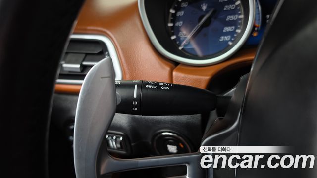 Maserati Ghibli 2018 — photo 29