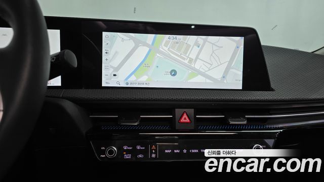 Kia EV6 2022 — photo 12