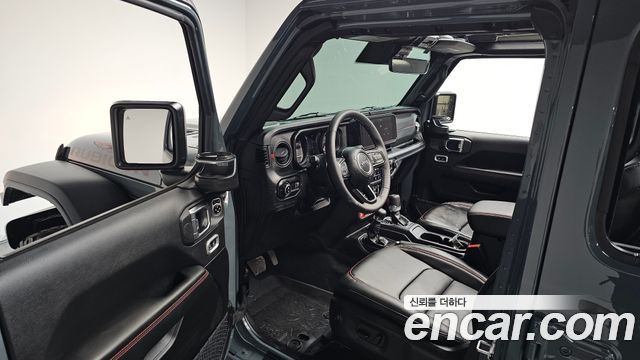 Jeep Wrangler 2025 — photo 13