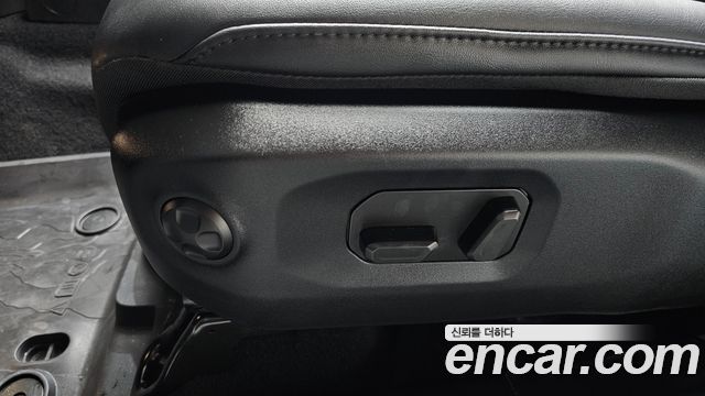 Jeep Wrangler 2025 — photo 29