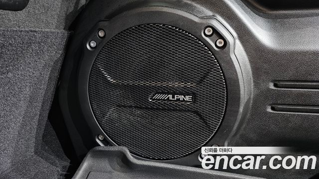 Jeep Wrangler 2025 — photo 31