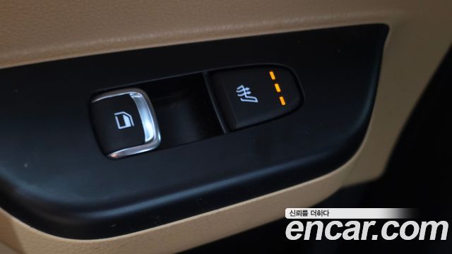 Kia Canival 2023 — photo 19