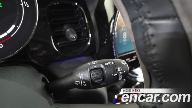 Mini Cooper 2023 — photo 26