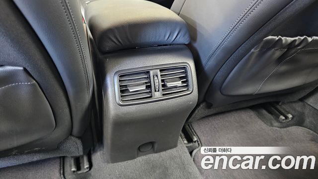 Renault Korea SM6 2023 — photo 31
