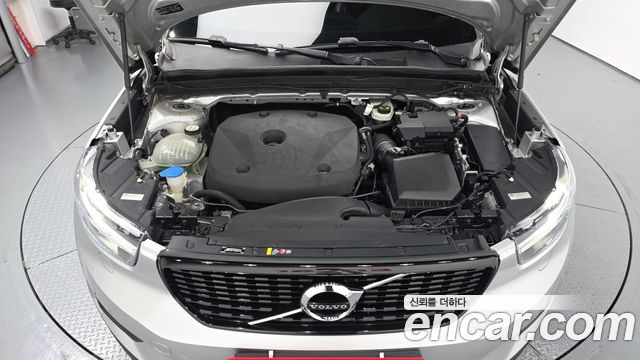 Volvo XC40 2019 — photo 6