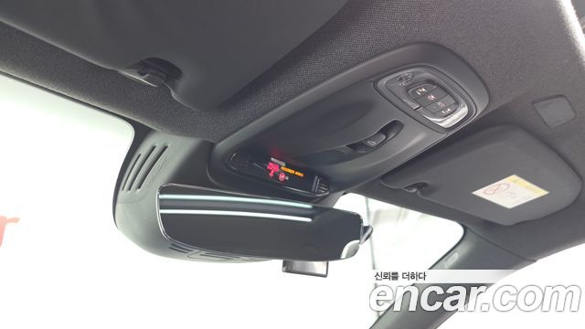 Volvo XC40 2019 — photo 23
