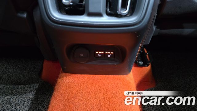 Volvo XC40 2019 — photo 25