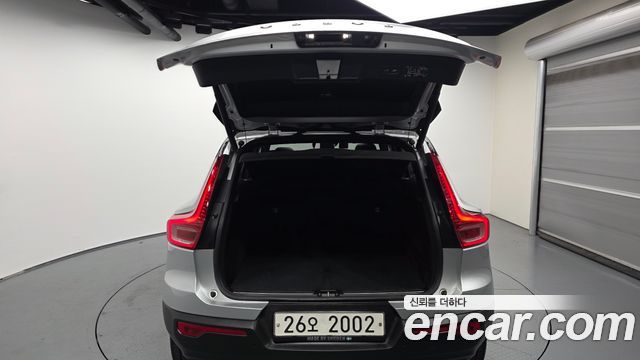Volvo XC40 2019 — photo 26