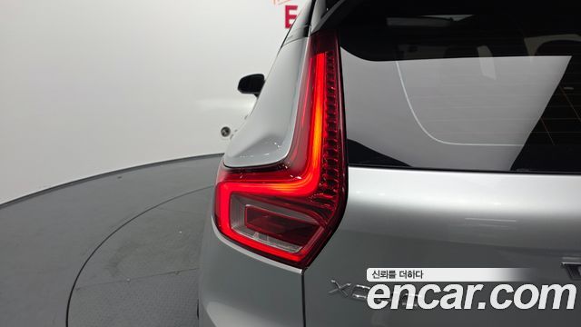 Volvo XC40 2019 — photo 9