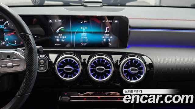 Mercedes-Benz CLA-Class 2020 — photo 18