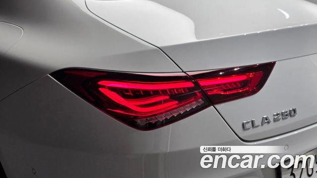 Mercedes-Benz CLA-Class 2020 — photo 9