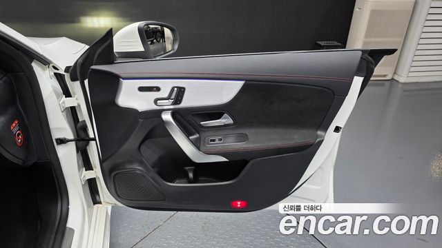 Mercedes-Benz CLA-Class 2020 — photo 15