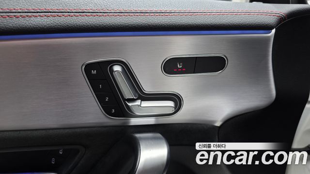 Mercedes-Benz CLA-Class 2020 — photo 28