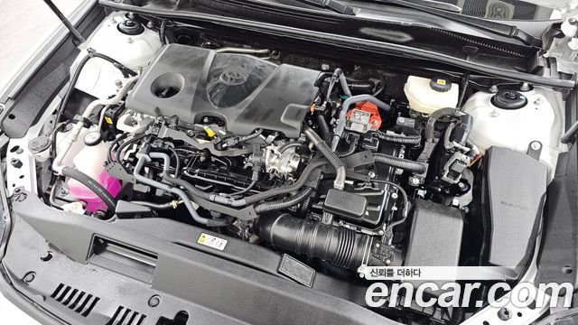 Toyota Camry 2025 — photo 6