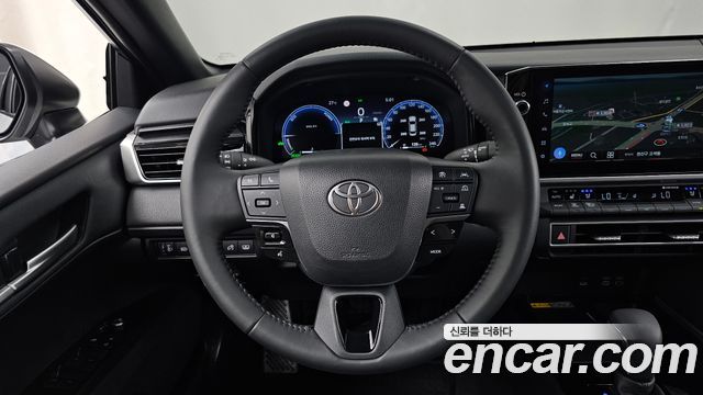 Toyota Camry 2025 — photo 13