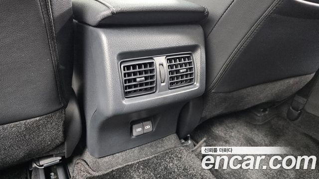 Toyota Camry 2025 — photo 18