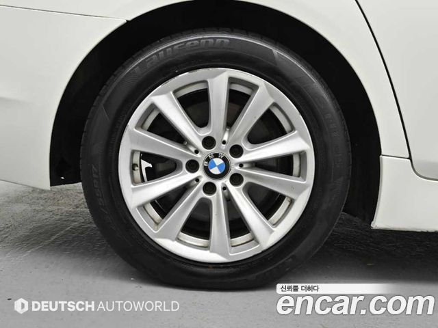 BMW 5-Series 2013 — photo 5