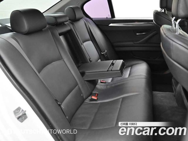 BMW 5-Series 2013 — photo 12