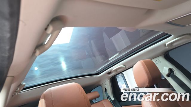 Land Rover Discovery Sport 2016 — photo 23