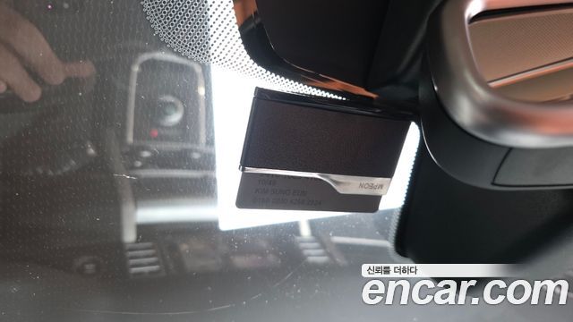 Land Rover Discovery Sport 2016 — photo 30