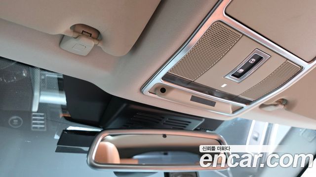 Land Rover Discovery Sport 2016 — photo 41