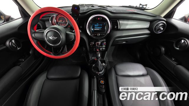 Mini Cooper 2018 — photo 7