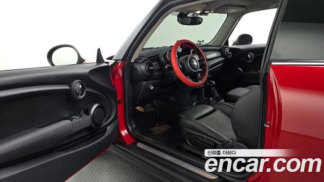 Mini Cooper 2018 — photo 10