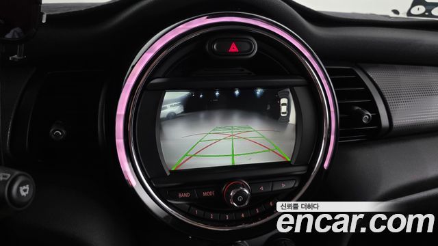 Mini Cooper 2018 — photo 14