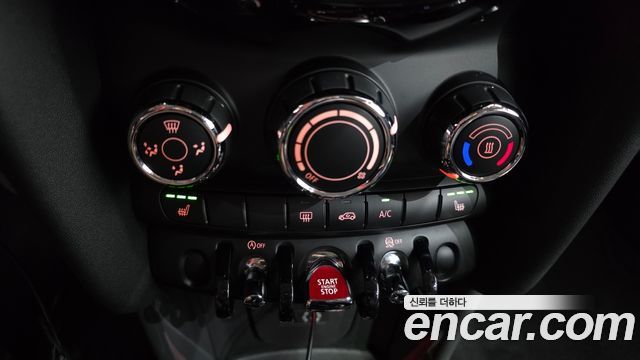 Mini Cooper 2018 — photo 17