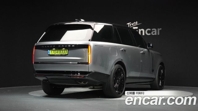 Land Rover Range Rover 2024 — photo 2